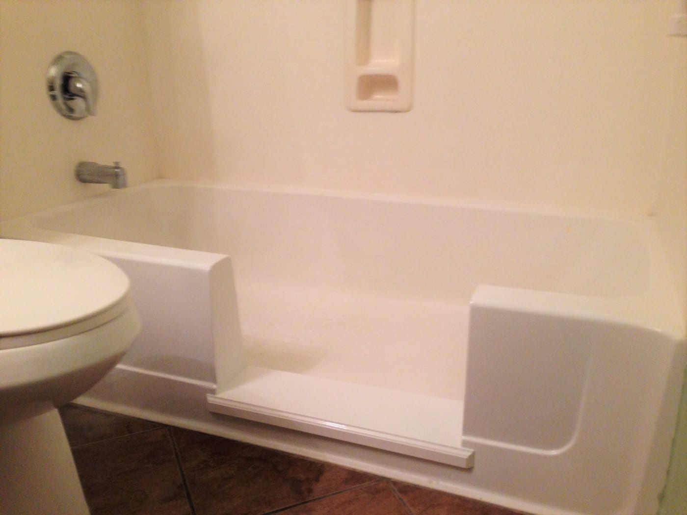 Bathtub Safety for Senior Family Members - Seattle Bathtub Guy